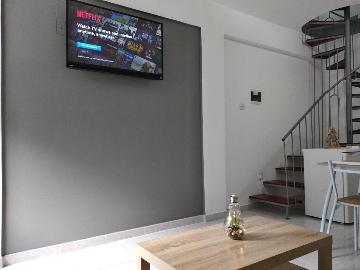 Cozy Place In The Heart Of Harbor Apartment Paphos